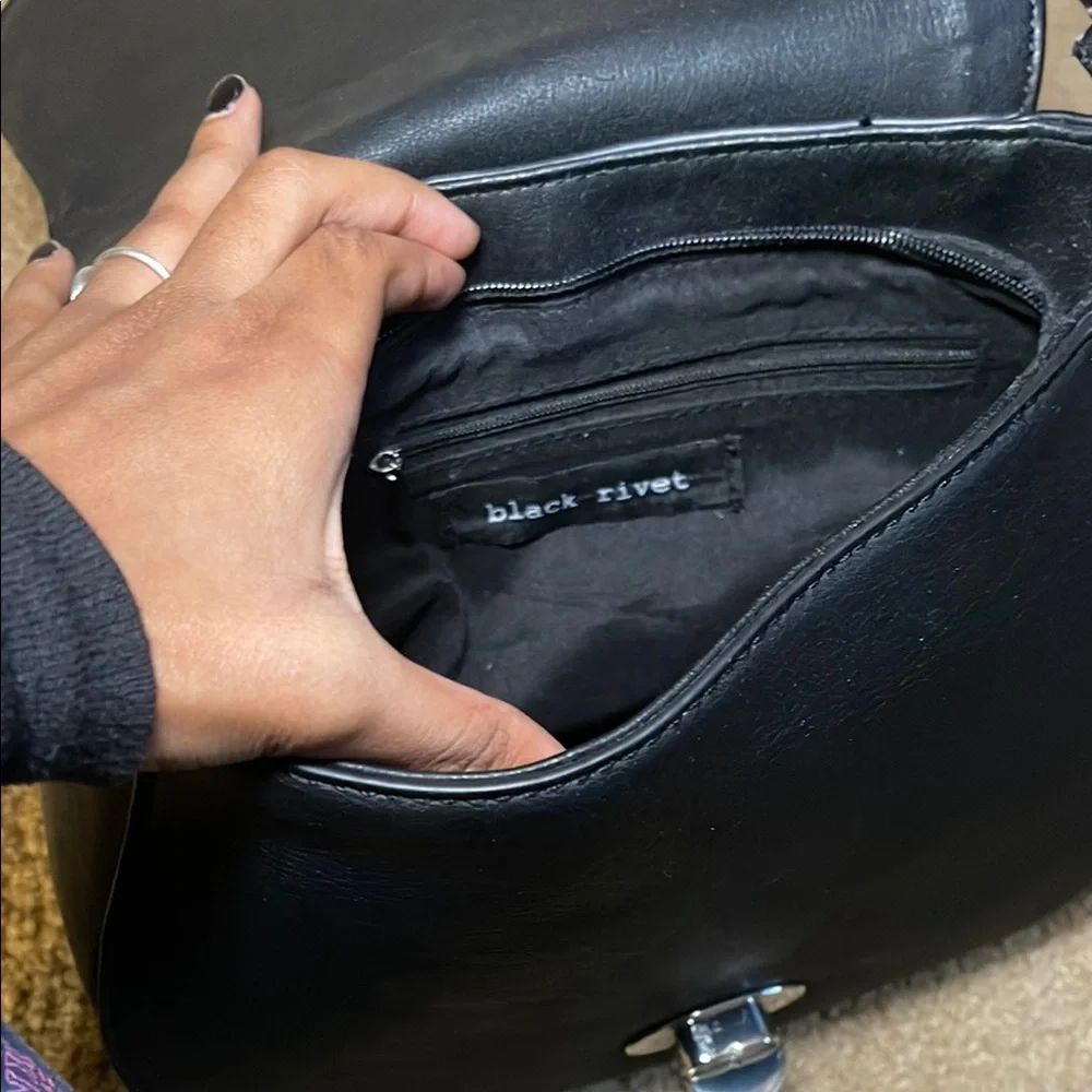 Faux Fur Black Shoulder Bag - Picture 4 of 4